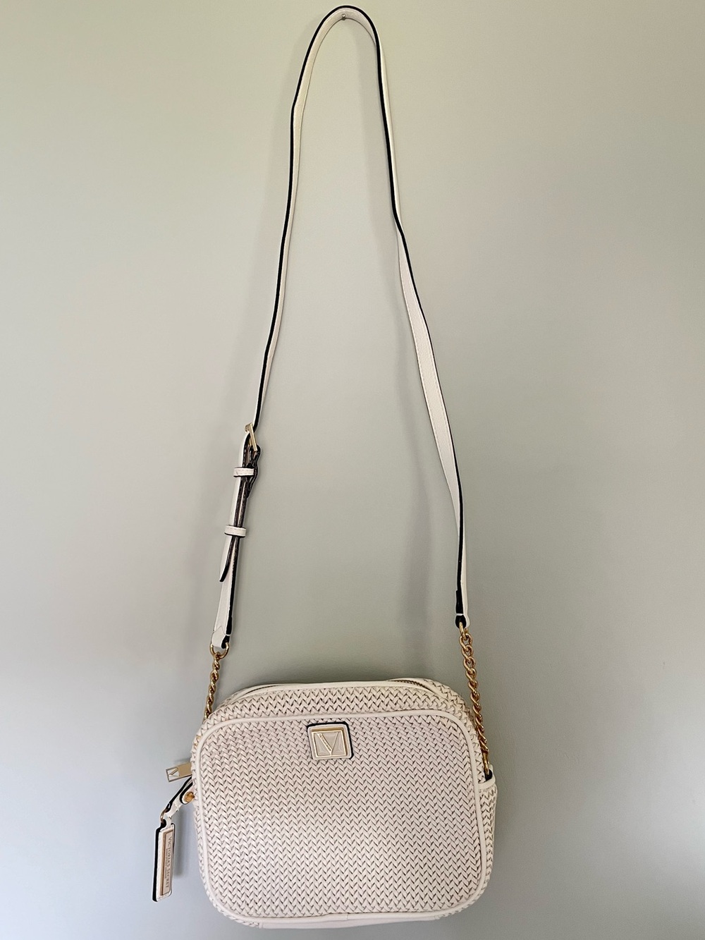 Victoria's Secret White Woven Crossbody with Gold Chain Accents